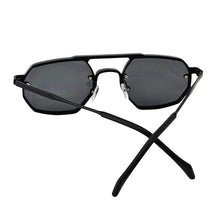 Заредете изображение във визуализатора на галерията – Мъжки Слънчеви Очила - Caponi Exclusive CE018
